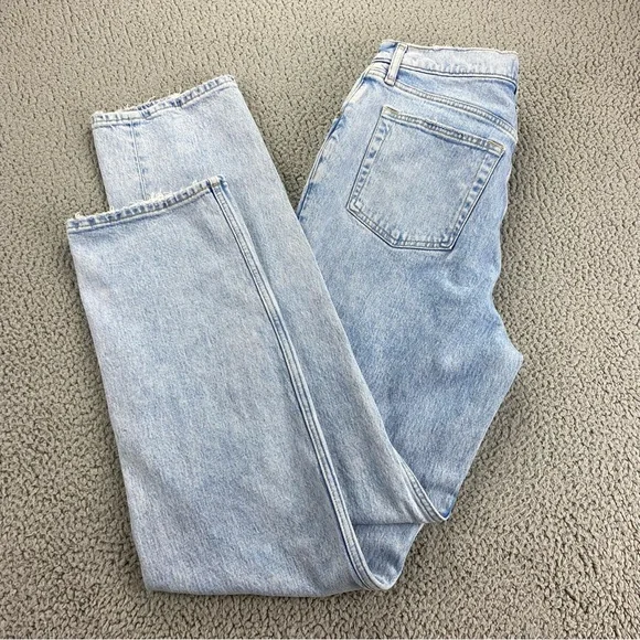 Abercrombie & Fitch The 90's Straight Ultra High Rise Jeans  |   Size:  31/12 XL - Picture 7 of 16
